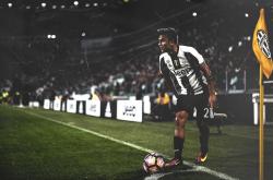 开云APP-纽约的冷雨夜，伦纳德冠军级表现与尼克斯爆冷北京队的背后