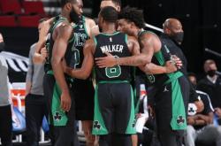 开云足球直播-四川队逆转天津队，塔图姆带队取胜