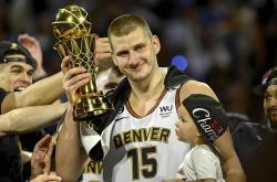 开云体育下载-公牛力克黄蜂，约基奇惊艳世界