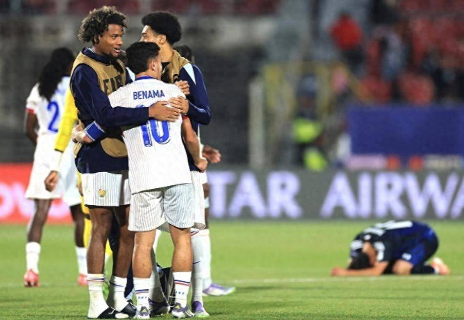 中国羽毛球队鏖战法国羽毛球队,辛杜完成帽子戏法的简单介绍 中国羽毛球队鏖战法国羽毛球队,辛杜完成帽子戏法的简单介绍