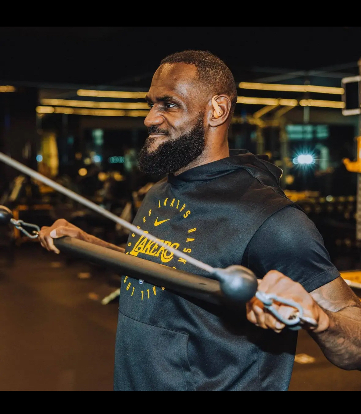 马刺绝地反击爵士,詹姆斯一己之力扛起全队的简单介绍 马刺绝地反击爵士,詹姆斯一己之力扛起全队的简单介绍