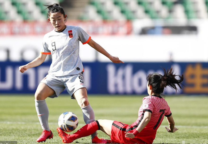 亚洲女子足球锦标赛中，实力派球队对决