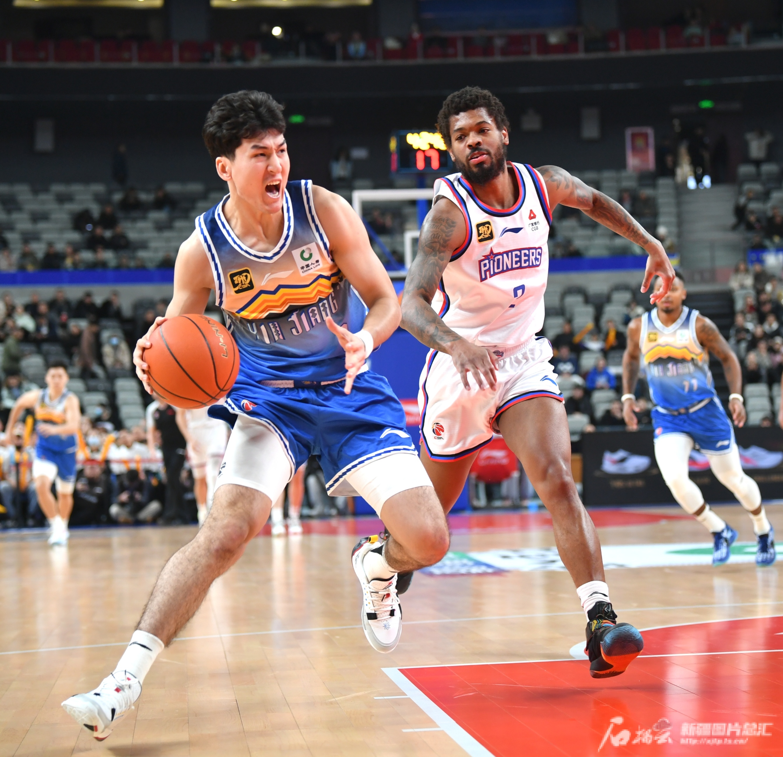 包含新疆男篮遭遇三连败，重整旗鼓迎战下一场比赛的词条