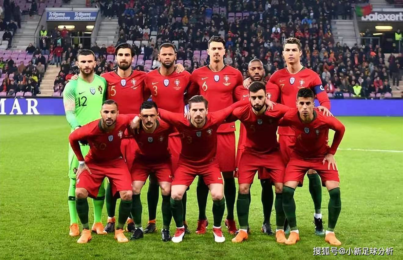 足球赛事完美收官，强队角逐争夺胜利的简单介绍