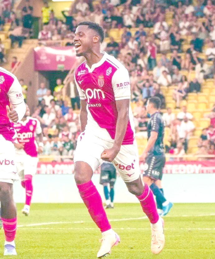 摩纳哥客场力克南特，取得胜利