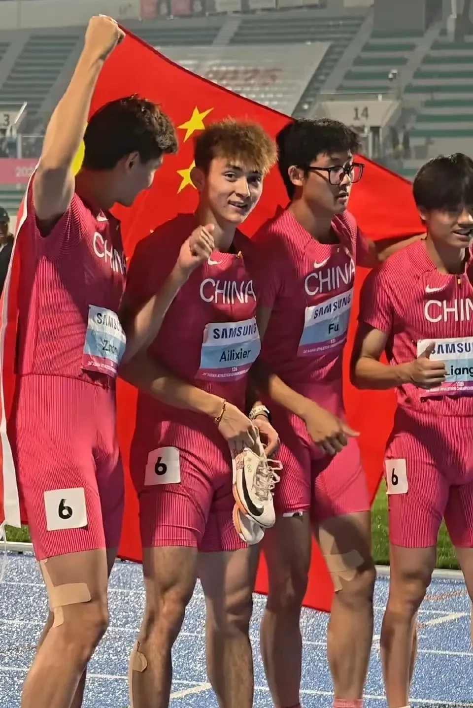 亚洲球队夺取胜利，晋级比赛下一轮的简单介绍