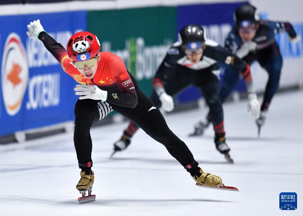 短道速滑选手风采独具，扬名国际赛场的简单介绍