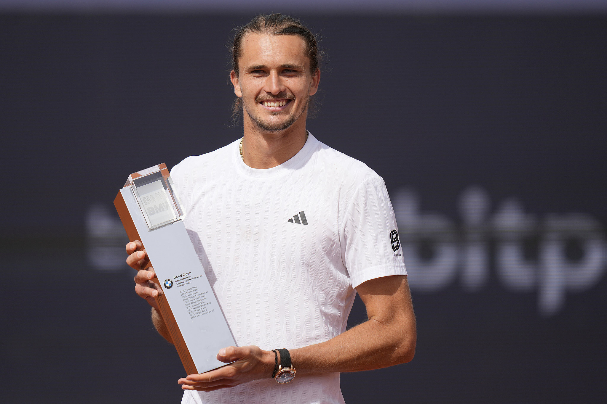 戴维斯杯完胜澳网，兹维列夫惊艳四座的简单介绍