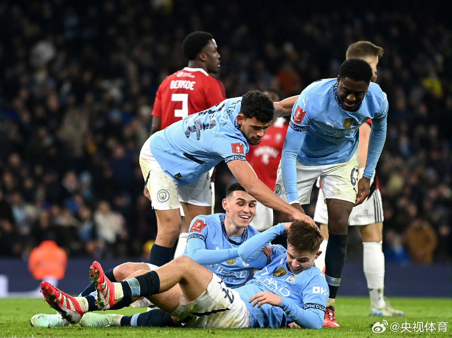 萨索洛主场告捷:贝拉尔迪攻入制胜进球帮助球队获胜的简单介绍 萨索洛主场告捷:贝拉尔迪攻入制胜进球帮助球队获胜的简单介绍