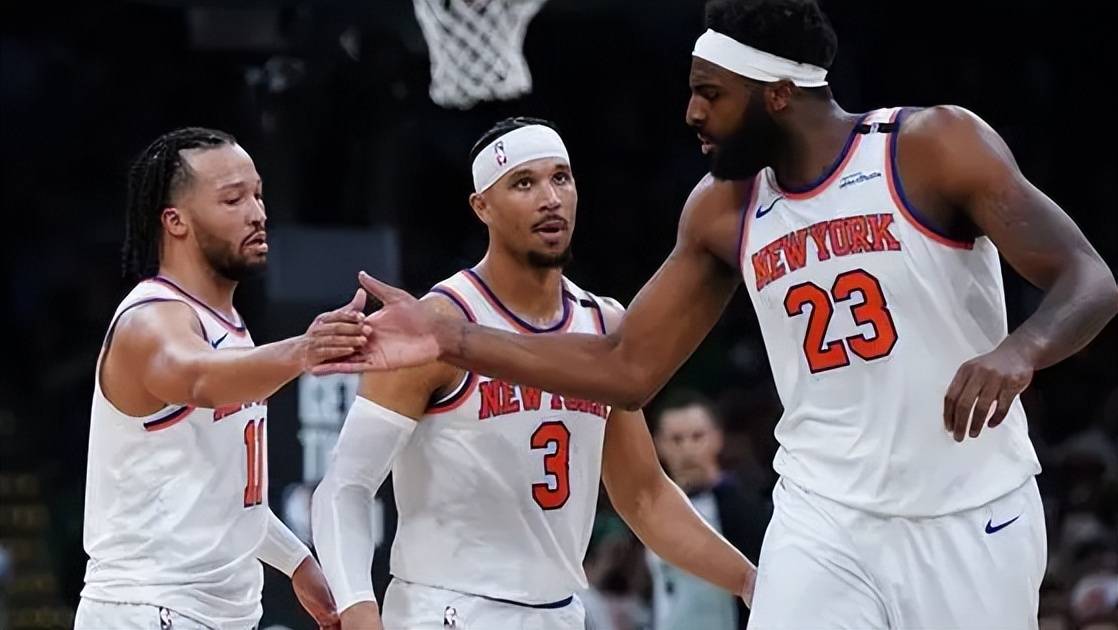 尼克斯血洗希腊男篮,米切尔三分雨点燃全场的简单介绍 尼克斯血洗希腊男篮,米切尔三分雨点燃全场的简单介绍