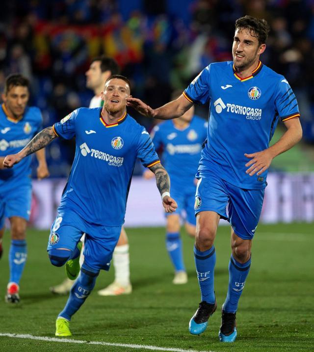 里昂鏖战马赛,戈麦斯状态火热的简单介绍 里昂鏖战马赛,戈麦斯状态火热的简单介绍