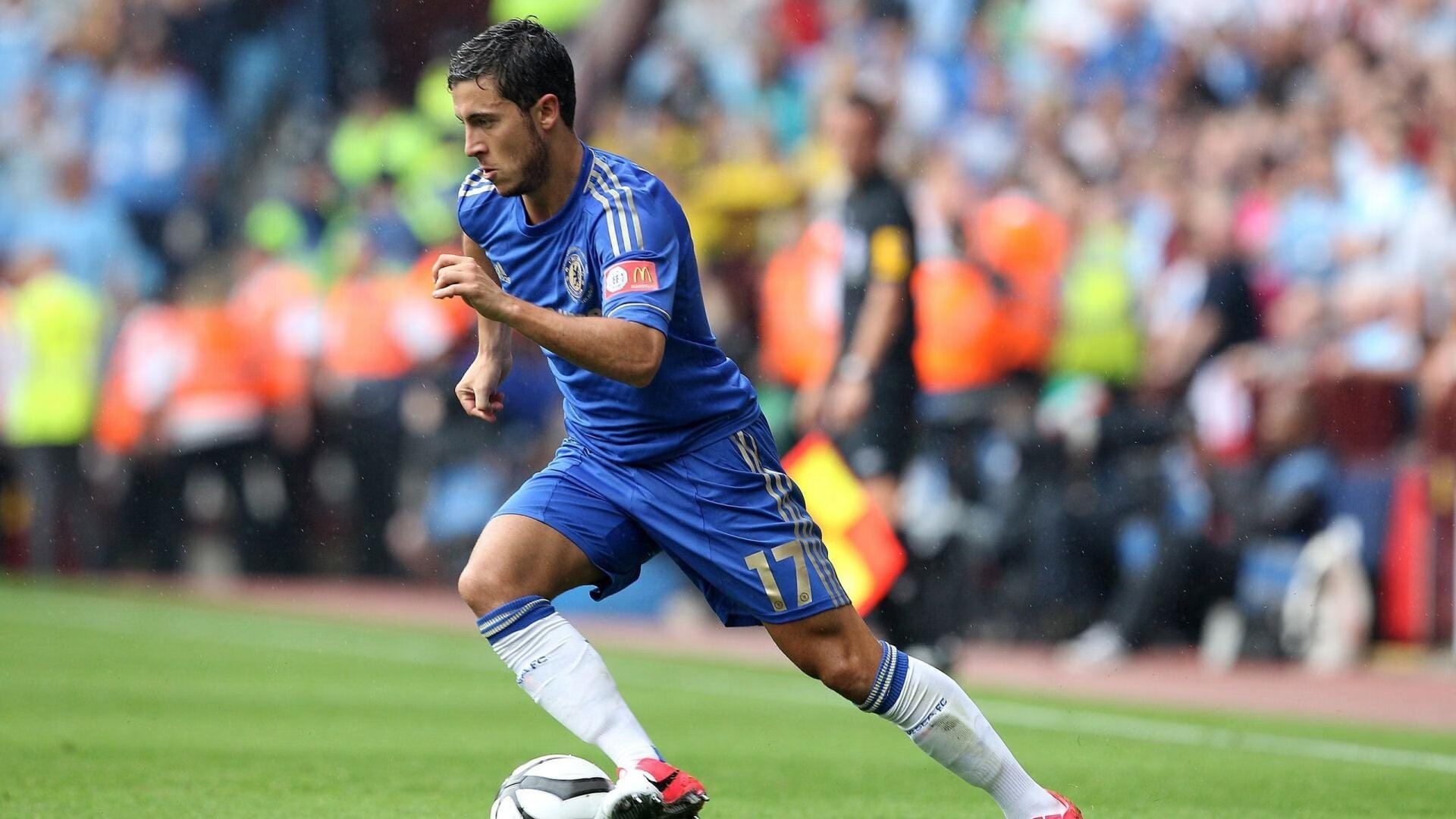 欧冠半决赛焦点战，奥地利击溃塞维利亚的战术革命与象征意义