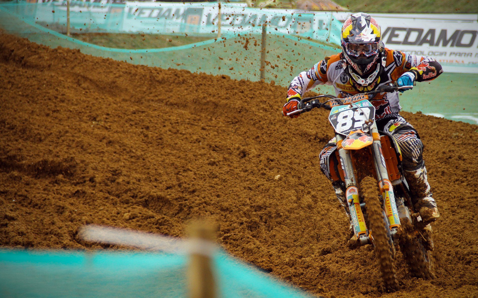 贝蒂斯北欧征服记，孔德冠军级表现锁定胜局，芬兰神话就此终结